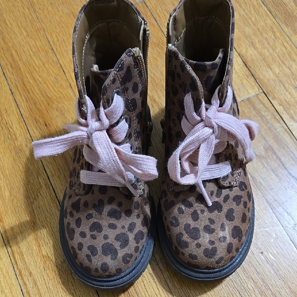 Leopard Print Kids Boots with Pink Laces